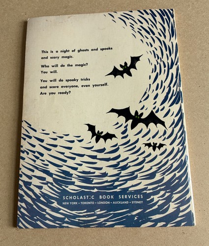 Spooky Tricks by Rose Wyler and Gerald Ames 1st Printing September 1969 - Picture 2 of 5