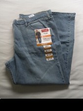 Wrangler Mens Jeans Five Star Relaxed Fit Flex 40x30 Light Wash Denim - NWT NEW