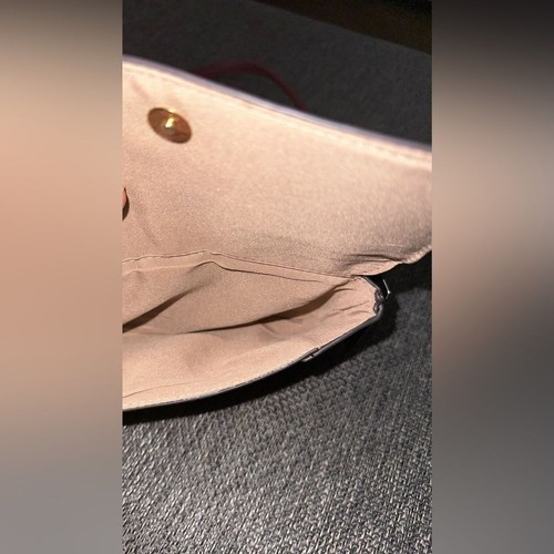 Nanette Lepore Meadow Cranberry Umhängetasche veganes Leder gold Kette - Bild 8 von 10