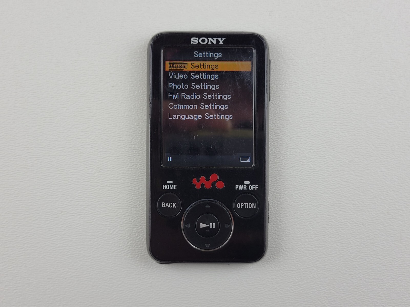 Sony Walkman NWZE436F 4GB Black Media Player SMALL ISSUE