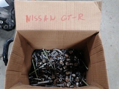 NISSAN GT-R R35 SCREWS BOLTS FROM ONE CAR SET SATZ SCHRAUBEN