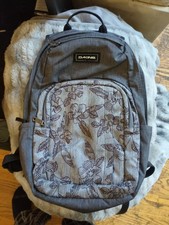 DAKINE Campus M 25L Backpack