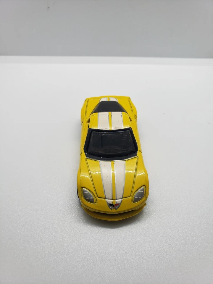 Hot Wheels 2003 Mystery Car C6 Corvette amarillo suelto Foto 2 de 4