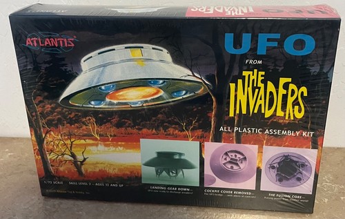 2015 Atlantis Models #1006 The Invaders UFO 1/72 Scale Model Kit Sealed ...
