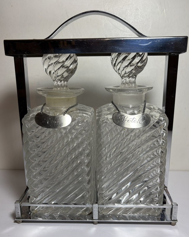 1938 Monmouth County N.J. Horse Show Winner Scotch & Rye Decanter Caddy Award