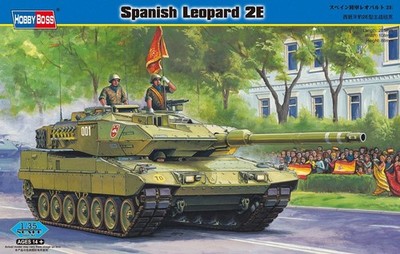 Hobby Boss Spanish Leopard 2E Vehicle Model Building Kit
