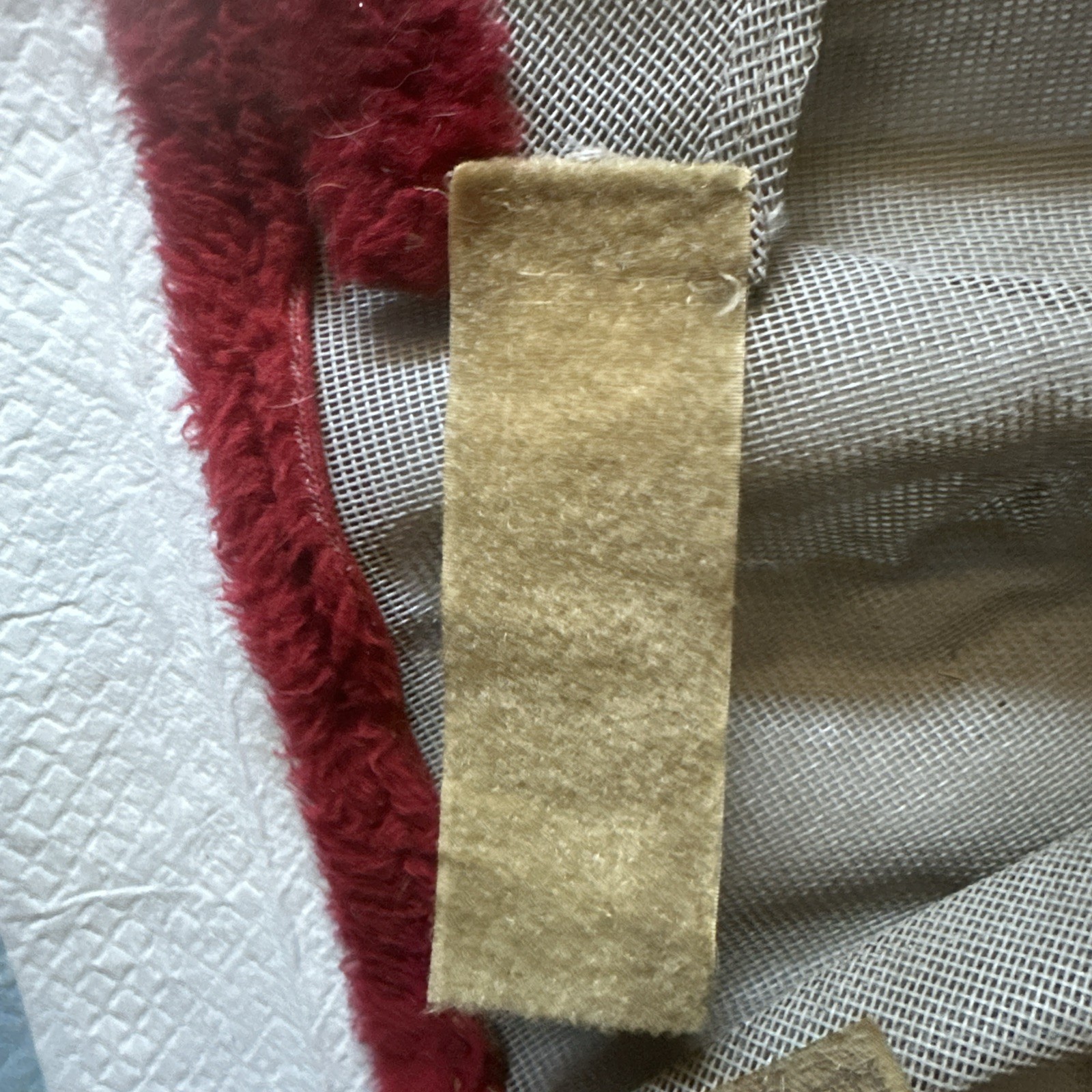 FARNAM SUPERMASK Horse Fly Mask Airflow Mesh RED Fleece Horse SZ Bug Protection