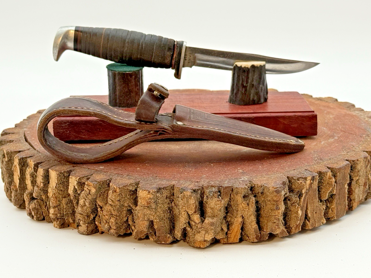 Vintage (1940-65) Case XX 3 Finn SSP Fixed blade knife w/stacked