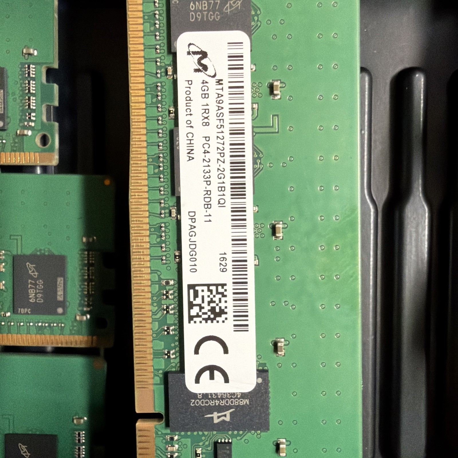 как выглядит MTA9ASF51272PZ 4GB PC4-2133 ECC Registered RAM Server Memory x 5 фото