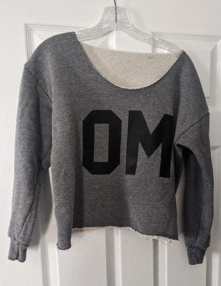 Sudadera American Apparel Urban Yoga Gris OM Boxy Crop Dobladillo Crudo Talla S/M Foto 4 de 4