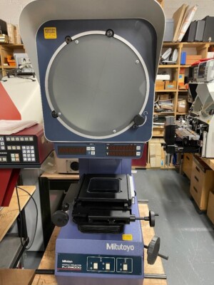 MITUTOYO PJA3000 PROFILPROJEKTOR