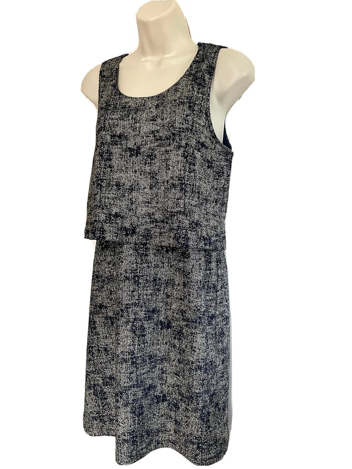 Mujer Everly Vestido Mediano Azul Dorado Brillo Capas Sin Mangas Vestido Recto Foto 2 de 4