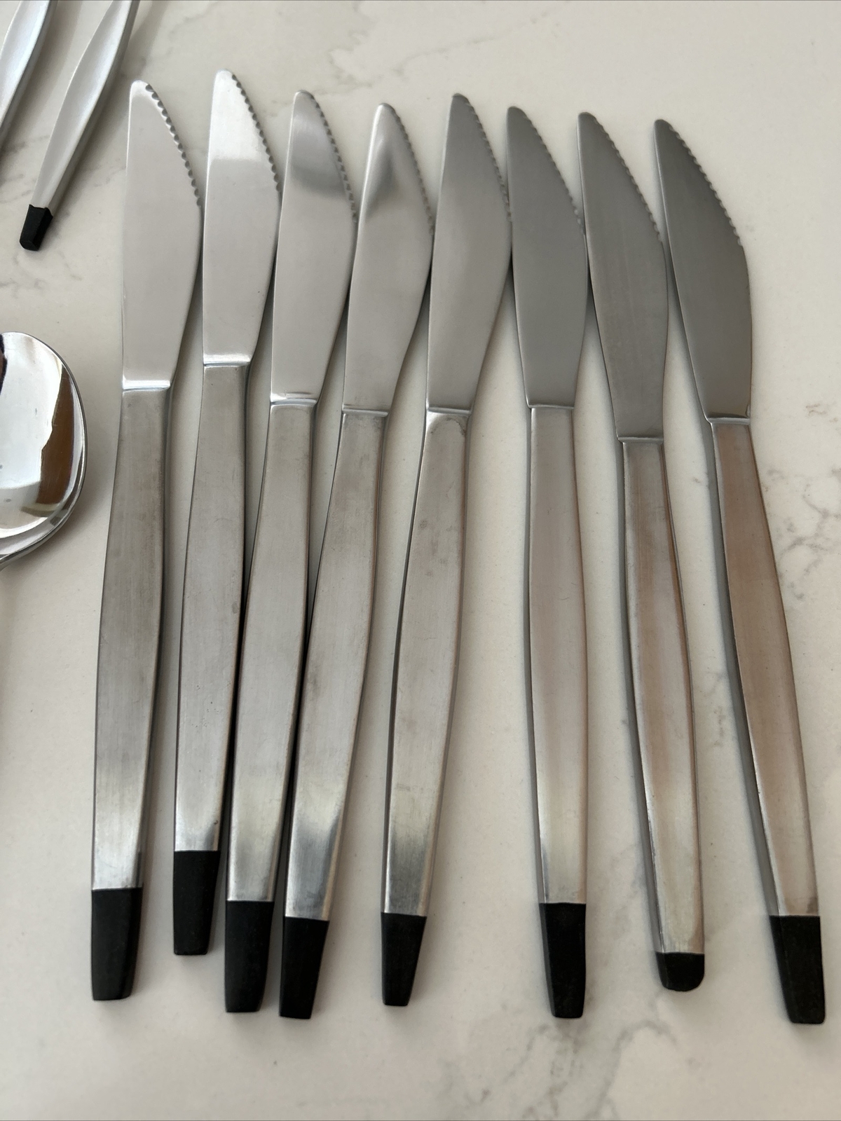 VINTAGE MCM 42 PIECE BLACK TIP WASHINGTON FORGE FLATWARE