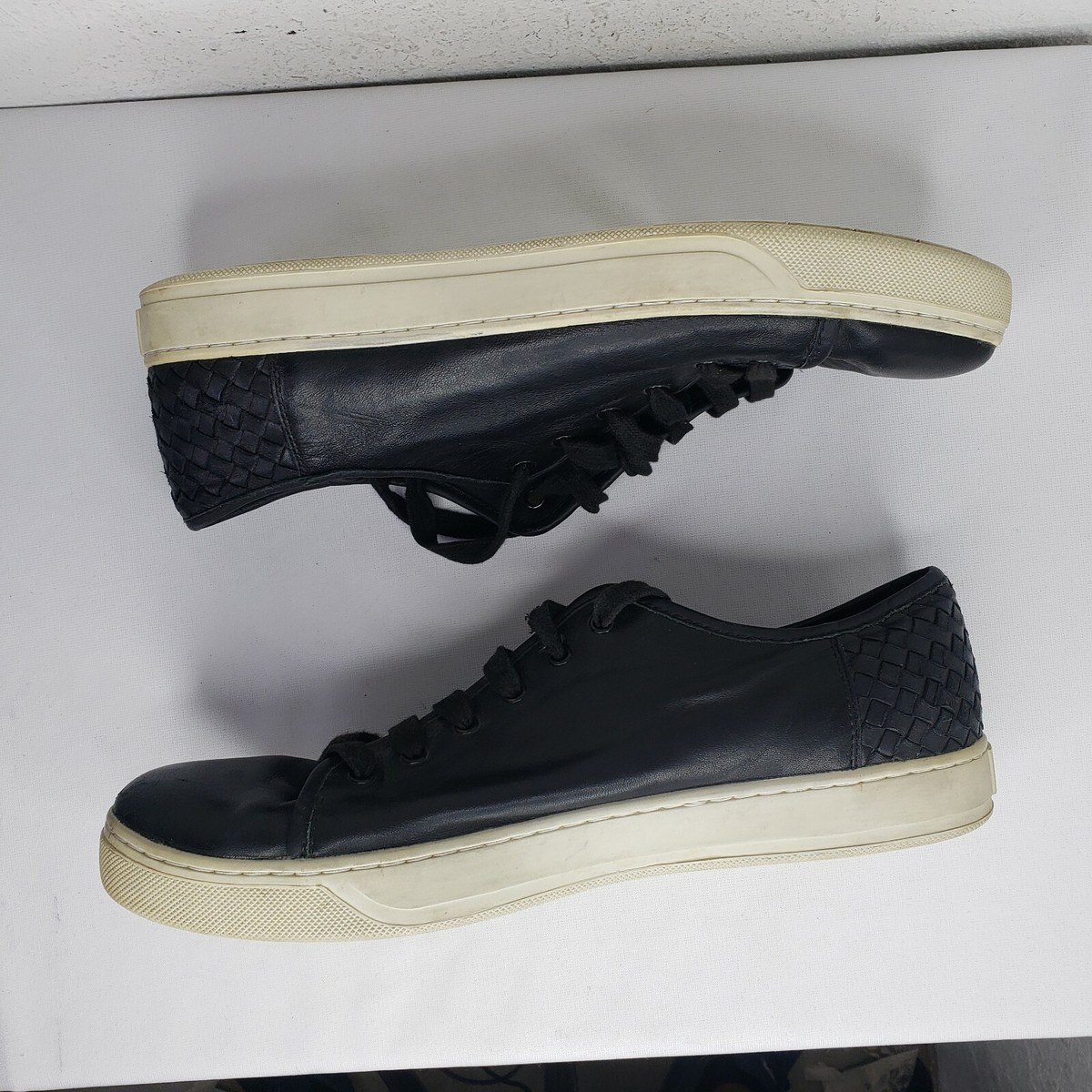 VINCE Mens 12 US 46 EU Black Woven Leather Lace Up Casual 