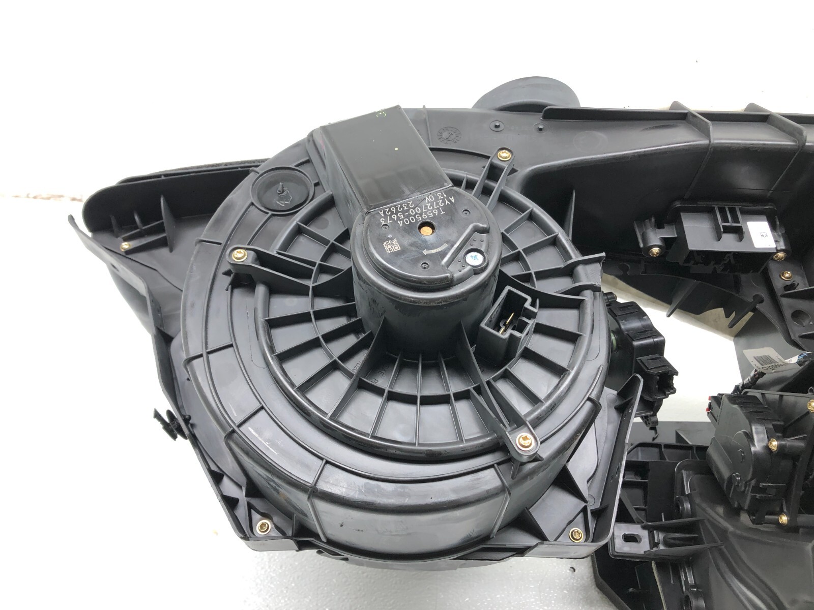 2017-2022 MASERATI LEVANTE A/C HEATER EVAPORATOR CORE HVAC BLOWER HOUSING OEM.