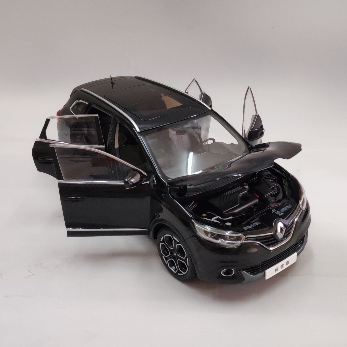 305-104 DONGFENG 1/18 ルノー KADJAR ブラック 305-104 DONGFENG 1/18 ルノー KADJAR ブラック Amazon | DONGFENG 1