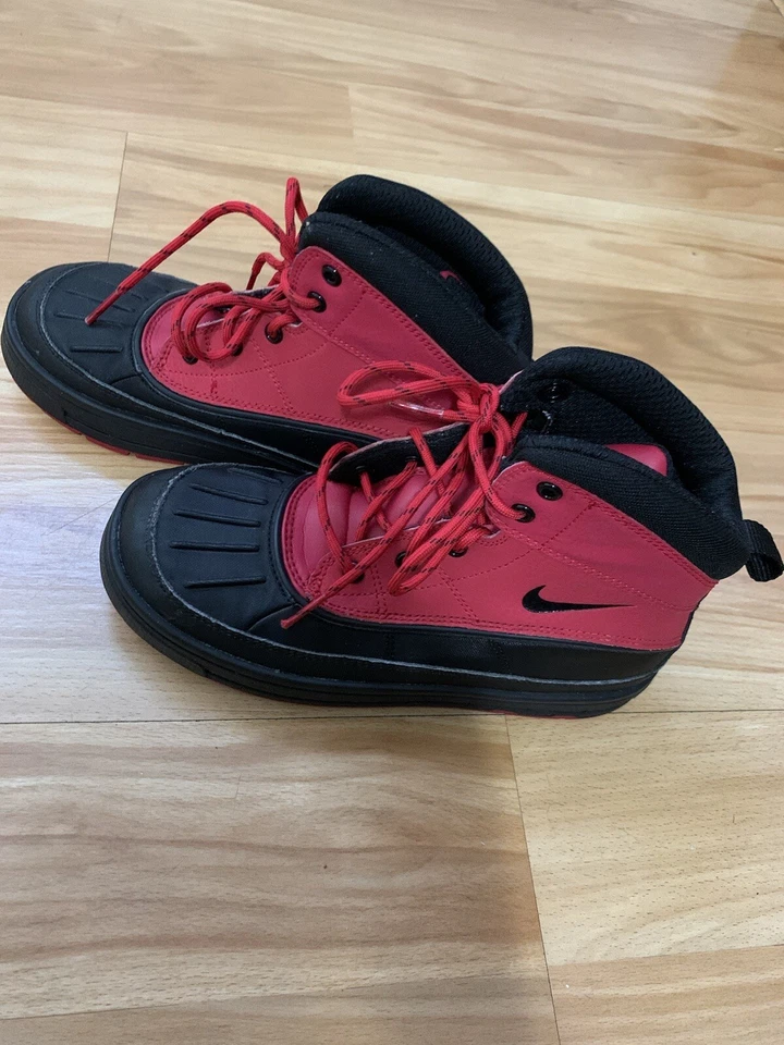 Nike ACG Woodside 2 Botas Altas Juveniles Talla 3 Rojo Negro 524873-601 Foto 2 de 4