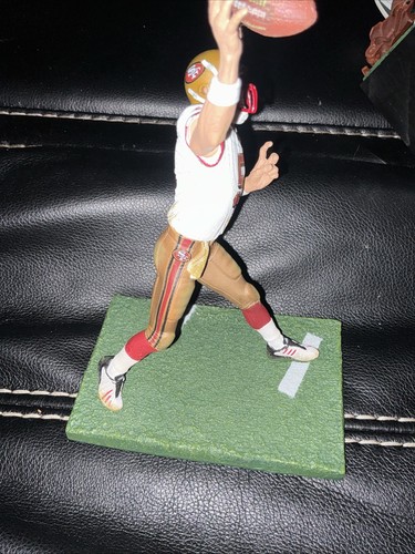 McFarlane JEFF GARCIA White Jersey San Francisco 49ers NFL Figure Series 5 2002 - Picture 5 of 11