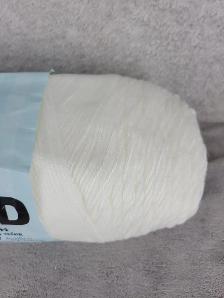 Madejas de hilo peinado blanco brillante acrílico de una libra Caron para tejer 14 oz Foto 2 de 4