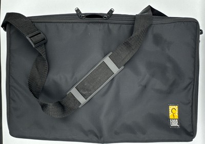 Vintage Case Logic 60 Disc CD Carry Case Jewel Storage Holder W/Shoulder strap
