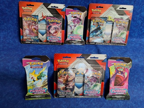Pokemon TCG Sword & Shield Fusion Strike Booster Pack