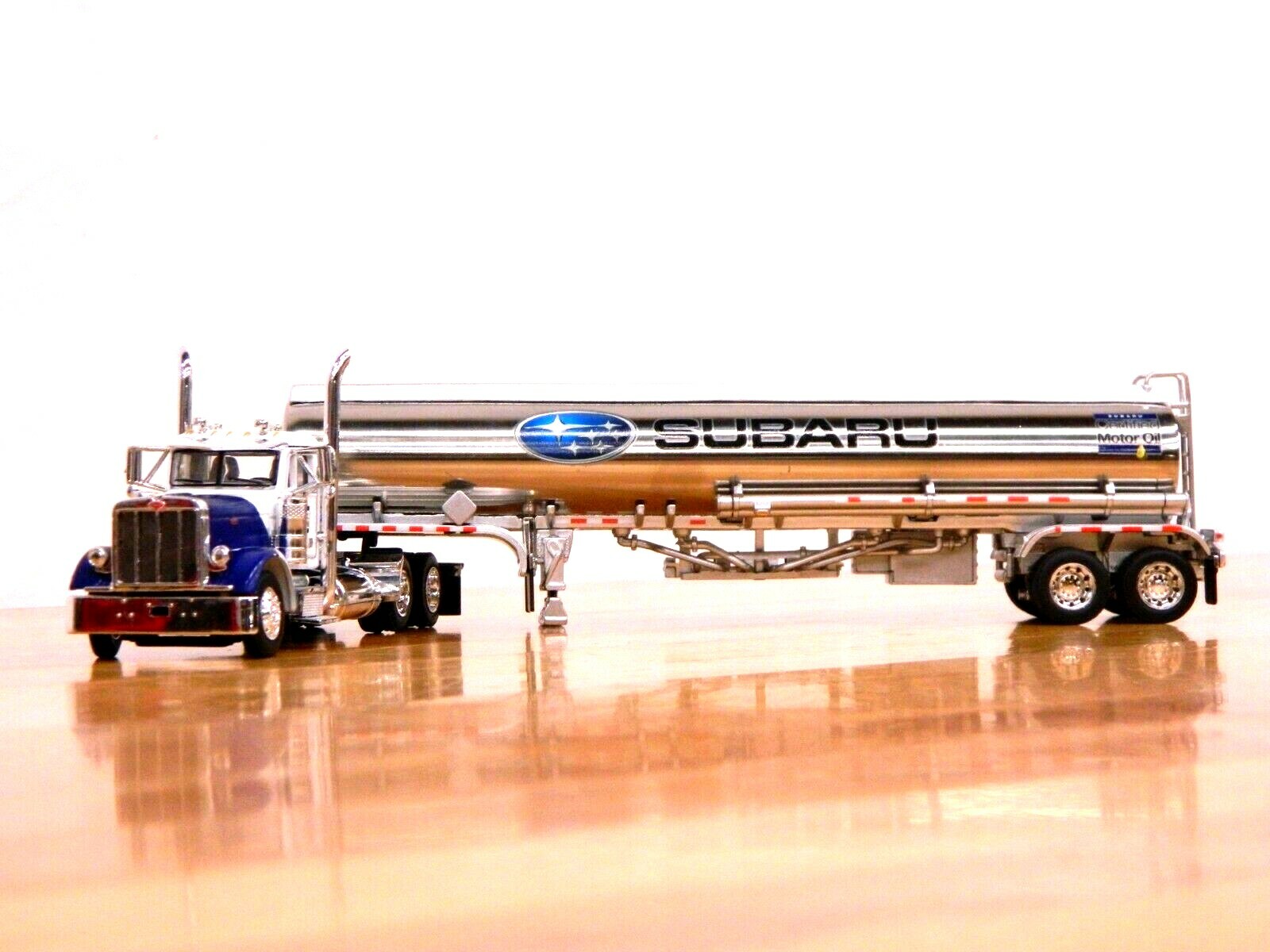 DCP 33497 Subaru Peterbilt 379 w Heil Fuel Tanker Trailer 1 64 bellissima DCP 33497 Subaru Peterbilt 379 w Heil Fuel Tanker Trailer 1 64 molte sorprese
