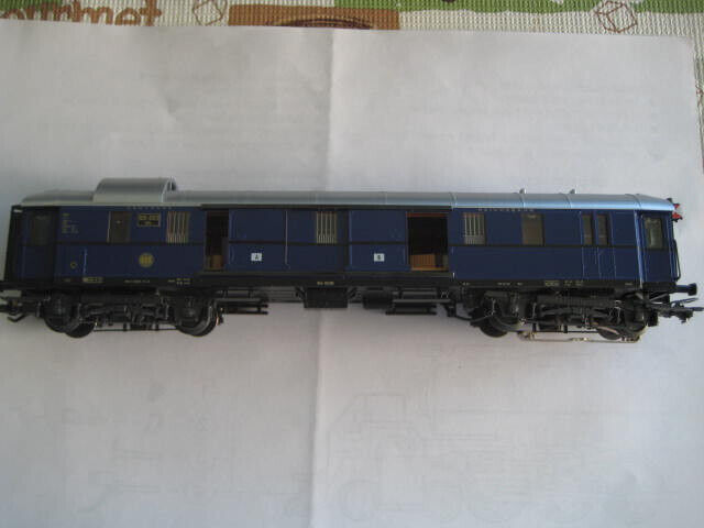Picture 9 of 18