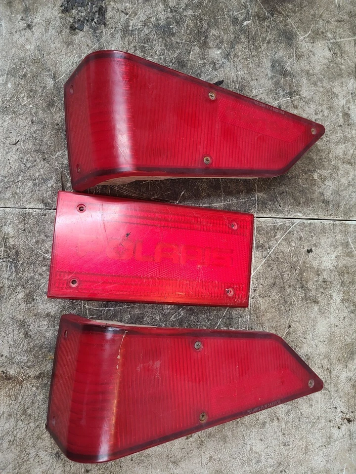 Lente Polaris 1996 XCR 600 LANTERNA TRASEIRA ESQUERDA CENTRO DIREITO 5432032 AT949 - Imagem 3 de 4