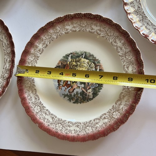Set of 5 Sebring Pottery Co. Chantilly 22K Gold - Mandarin Maroon Dinner Plates - Picture 8 of 9