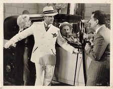 1964 LA ROLLS ROYCE YELLOW GEORGE C.SCOTT SHIRLEY MACLAINE PHOTO