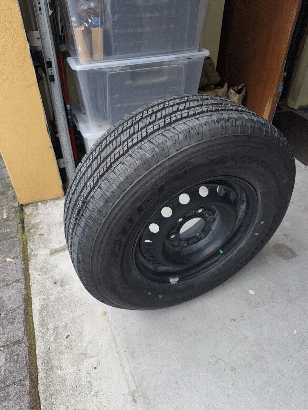Picture 2 of 5