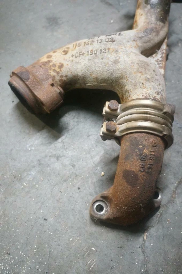 Cabezal colector escape lado conductor izquierdo mercedes w107 r107 81-85 380sl 380slc Foto 2 de 4