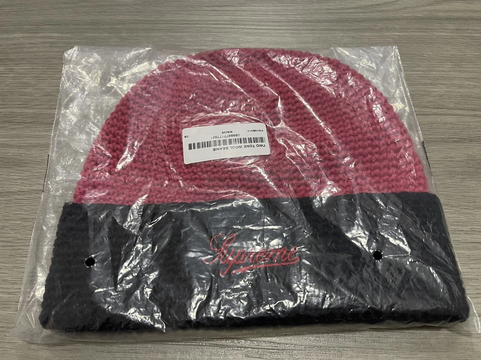 Bonnet Supreme deux tons laine noir rouge FW16 rare