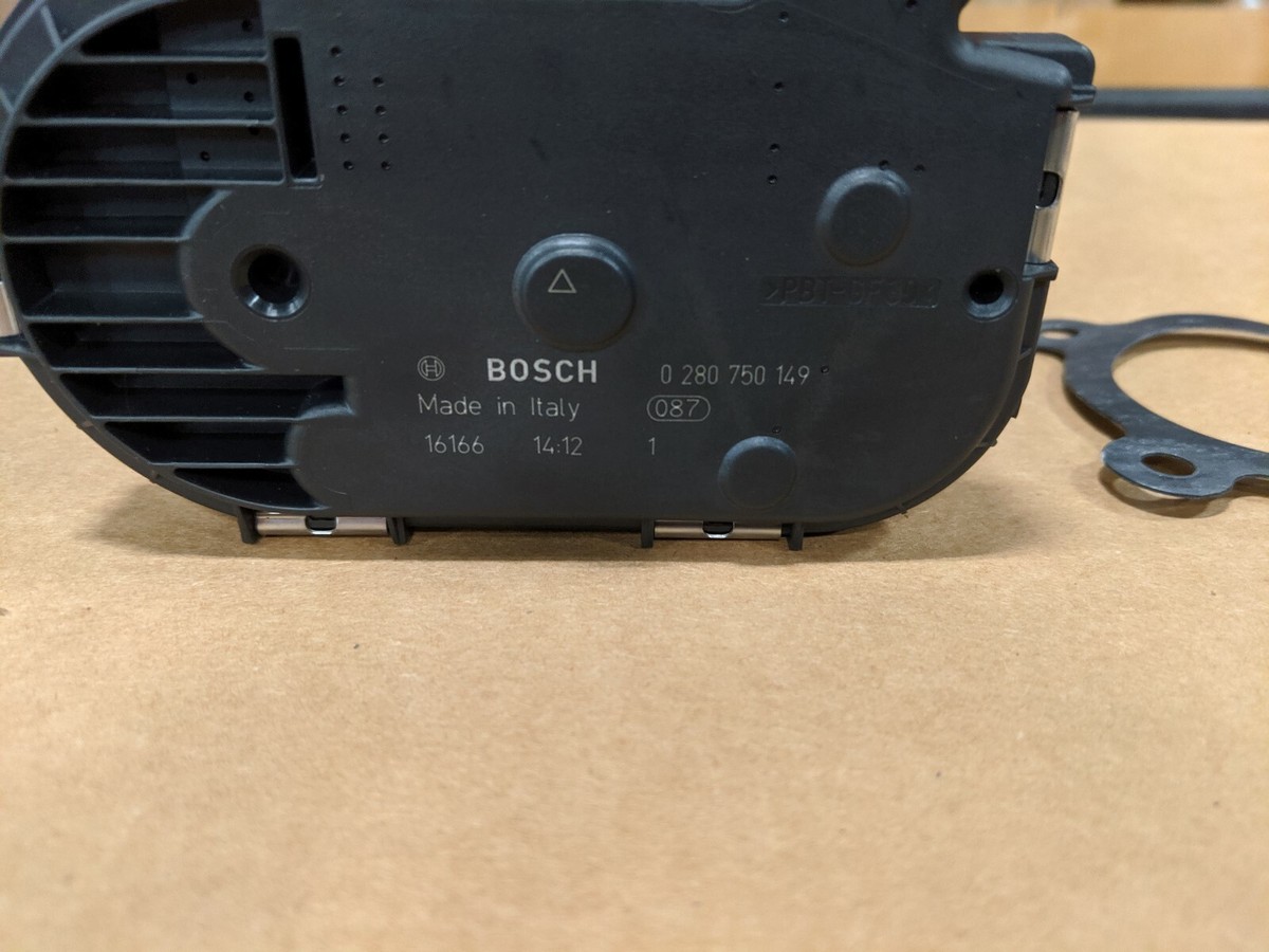 たかお Throttle Body Fit For Ford Focus ZX4 ZX3 ZX5 2.3L 2005 2006