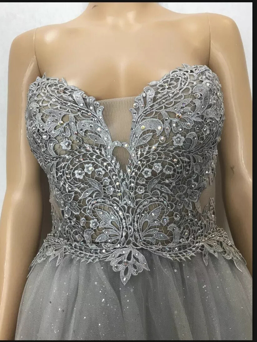 Camille La Vie Beaded Glitter Rhinestone Tulle Full Gown Prom Dress 0