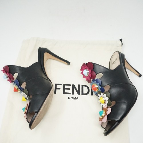 FENDI Sandalen Blumenmotiv Nieten Pantoletten schwarz gebraucht Top Zustand Auth JPN - Bild 16 von 24