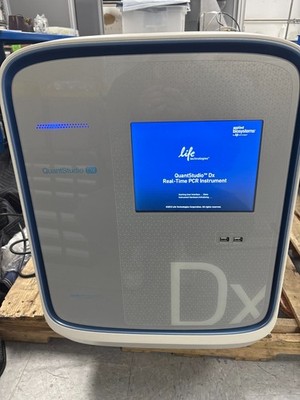 Applied Biosystems QuantStudio Dx Real-Time PCR Instrument