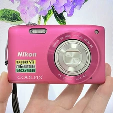 Nikon Coolpix S3300 Compact 6x Zoom 16.0MP Digital Camera Pink Japan