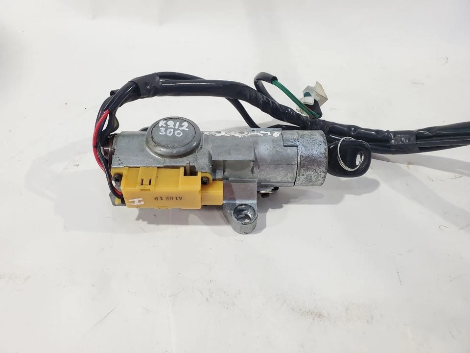 1992 1993 1994 1995 1996 1997 Subaru SVX Interruptor de encendido OEM con llave Foto 4 de 4