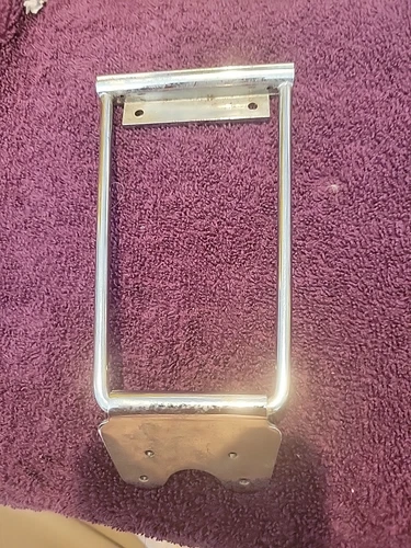 Gibson Vibrato Frame Chrome