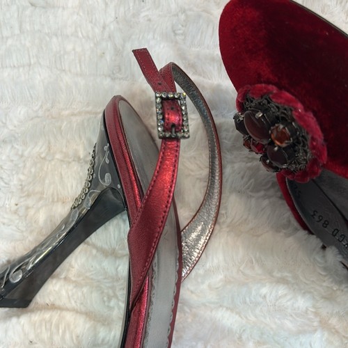 Vintage Giorgio Armani Rich Red Velvet jewel slingback heels Women's size 8.5 - Picture 7 of 13