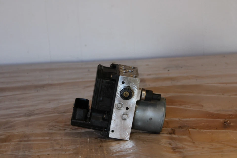 Audi A4 2002-2005 unidad hidráulica ABS Foto 3 de 4