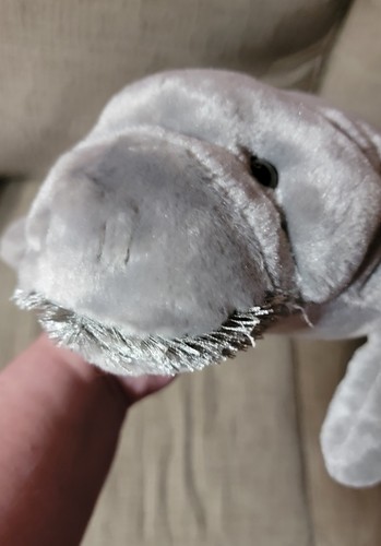 Wild Republic Cuddlekins Manatee 17 Inch Plush Figure NEW With Tags - Picture 6 of 12