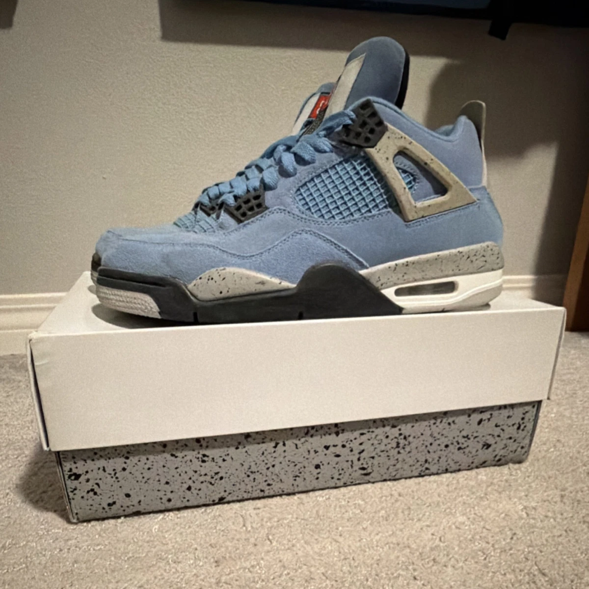 Las mejores ofertas en Jordan 4 Retro Mid University Blue | eBay