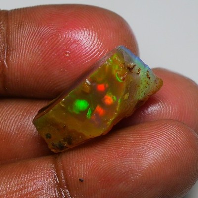 Großer Opal grob 19,40 Karat natürlicher äthiopischer Ölopal roh, Feueropal E...