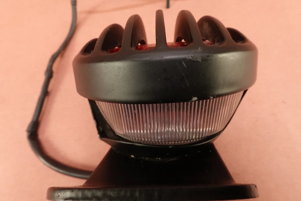 Luz de freno trasera redonda parrilla 11-15 Harley-Davidson Forty Eight XL1200X XL1200 Foto 3 de 4