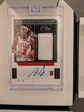2021-22 Panini Rookie Jersey Autographs Ayo Dosunmu #RJ-ADM /99 (AU, MEM, RC)