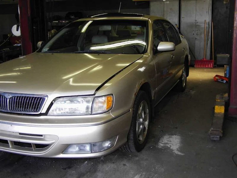 1998 Infiniti I30 AC Condenser - Image 3 of 4