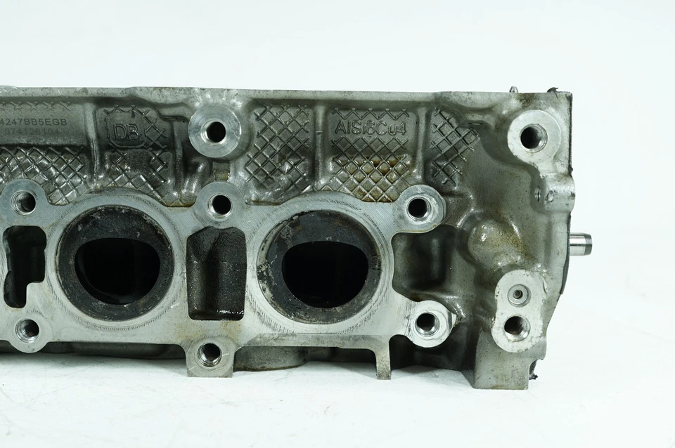 Bloque de culata de motor OEM 13-15 Jaguar XF 2,0 L AT RWD Foto 3 de 4