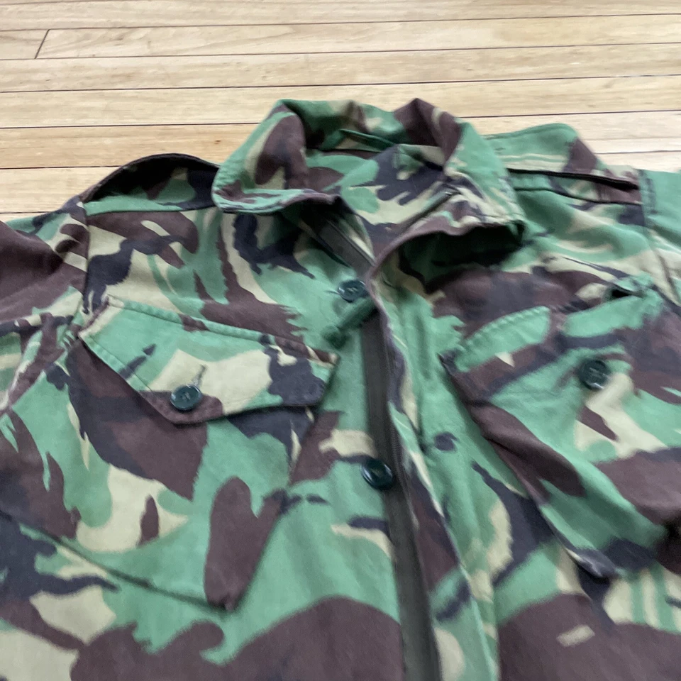CHAQUETA EJÉRCITO Abrigo Tareas Vintage Hombres L Verde Bosque Camuflaje Cremallera Completa Parka Grande Foto 4 de 4